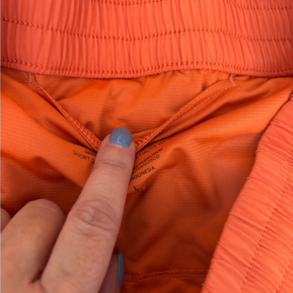 Athleta Weekender High Rise Run Shorts - Picture 4 of 5